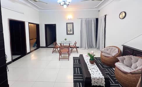 ground floor for rent in i8