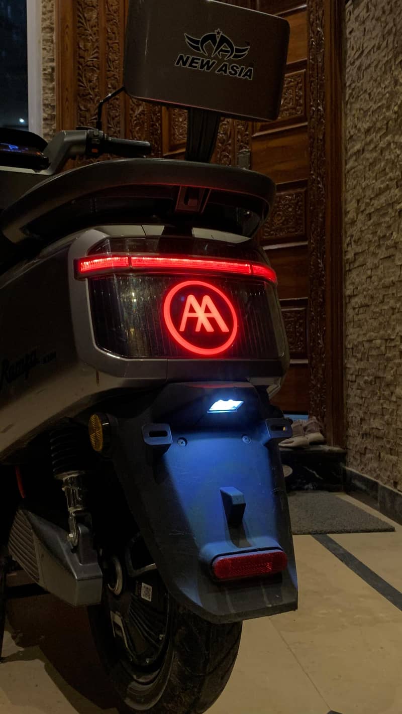Aima A700 5