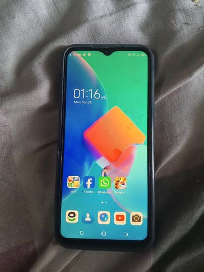 Tecno Spark 8C