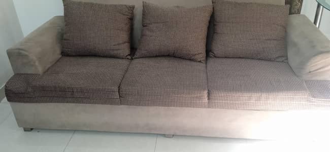 sofa for sell