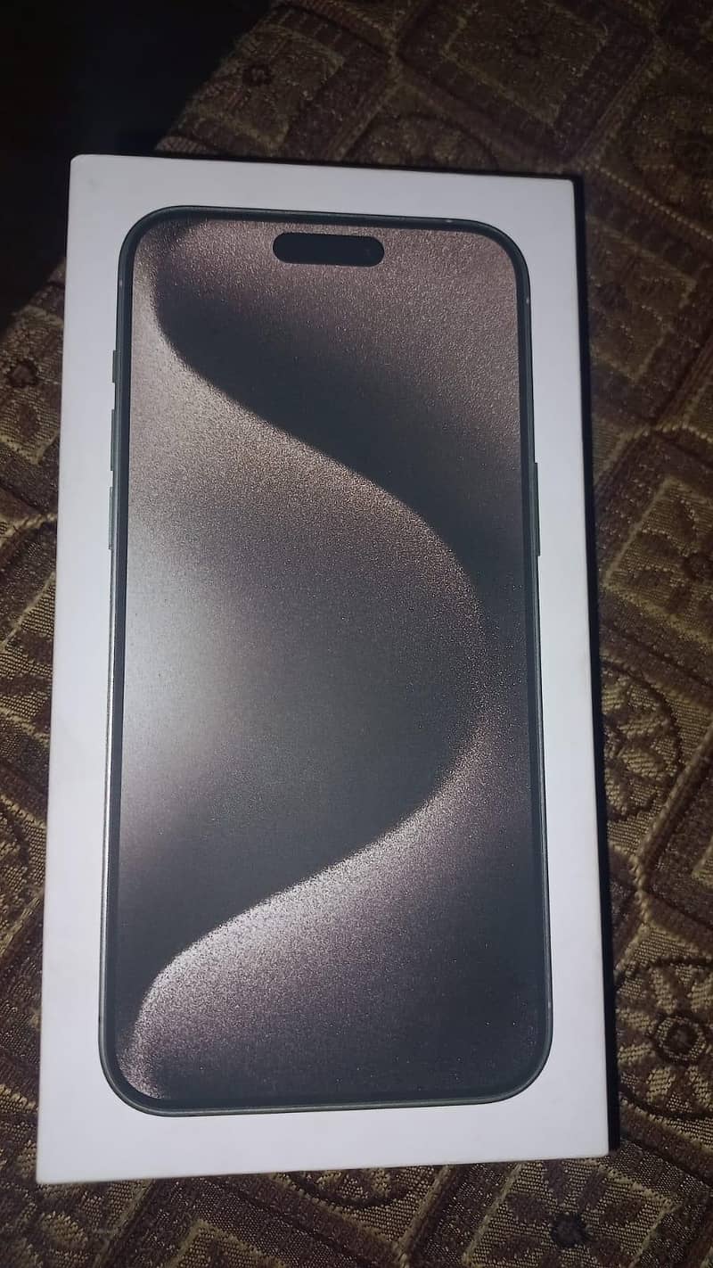 IPhone 15 Pro Max 3
