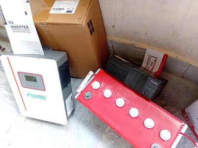 Fronus PV inverter Battery and smart UPS in warranty