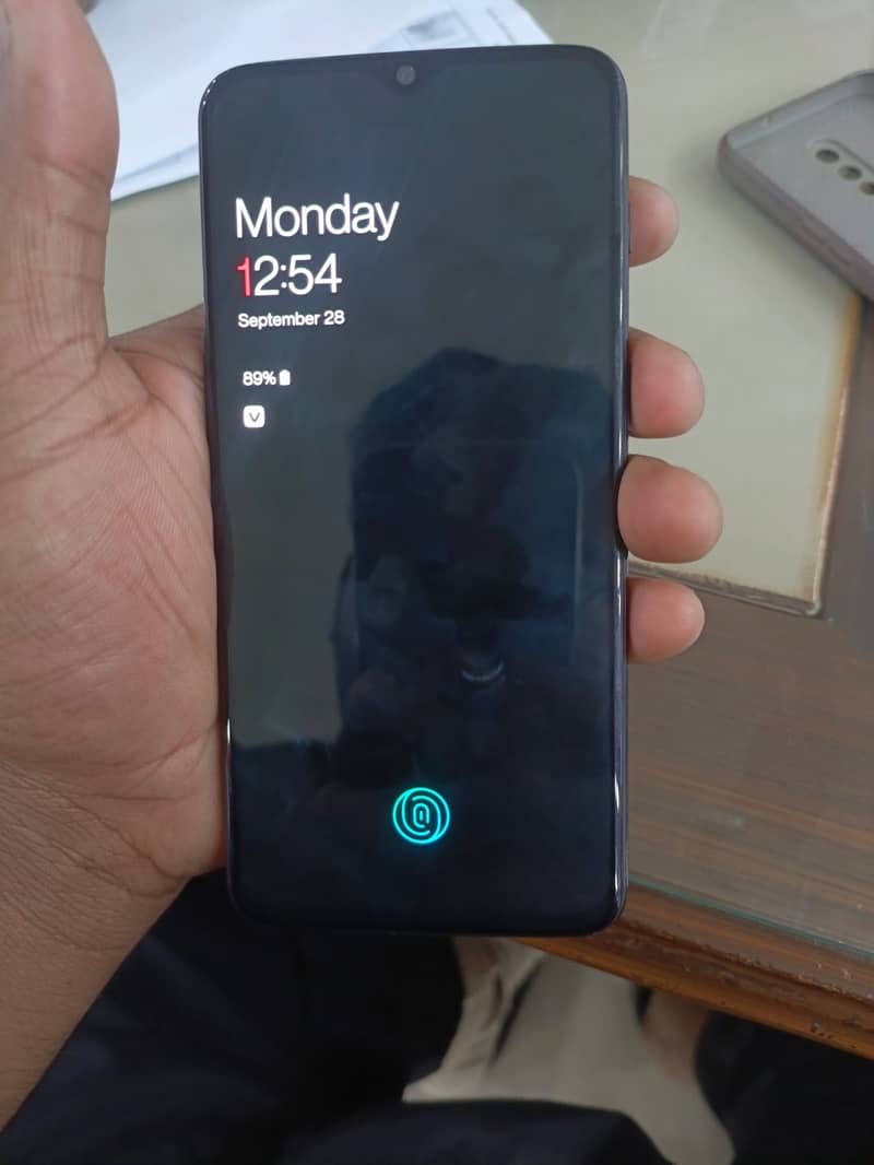 One Plus 6T 5