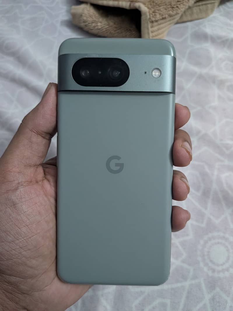 Google Pixel 8 1
