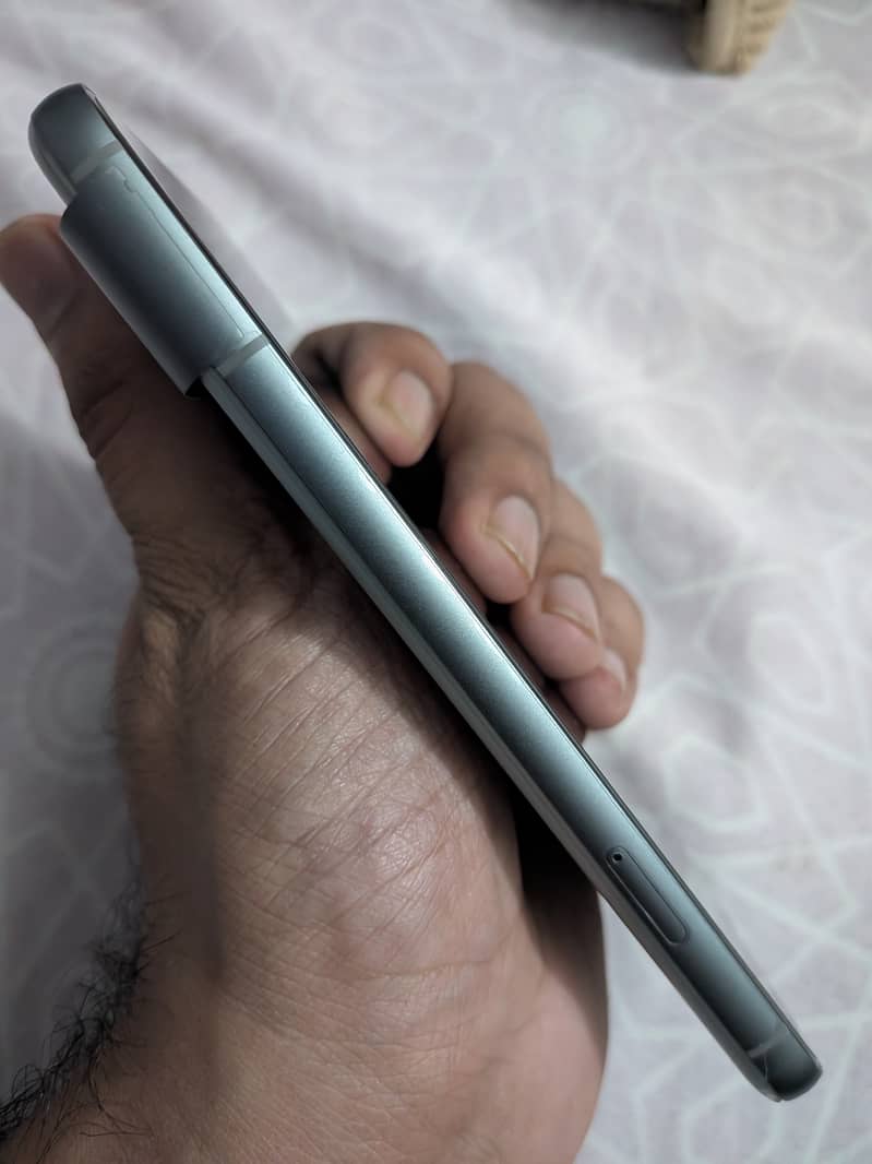 Google Pixel 8 3