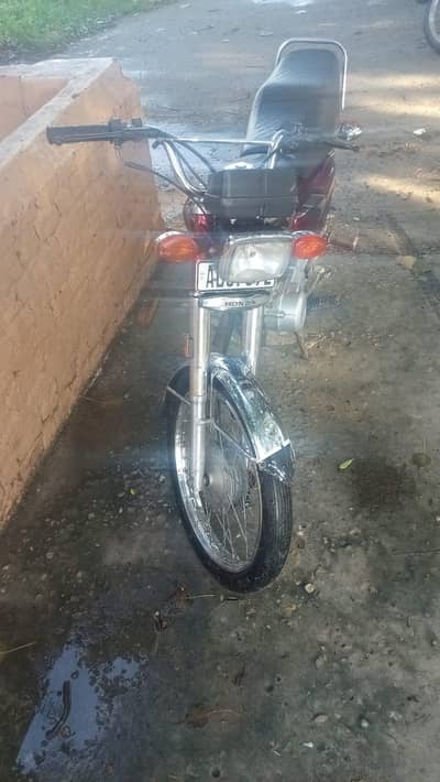 Honda 125 Red Color Mint Condition