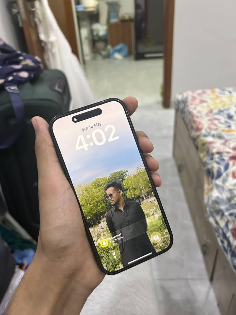 Apple iPhone 14 Pro 0