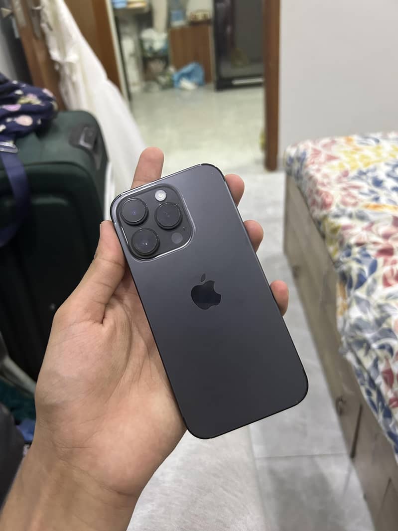 Apple iPhone 14 Pro 3