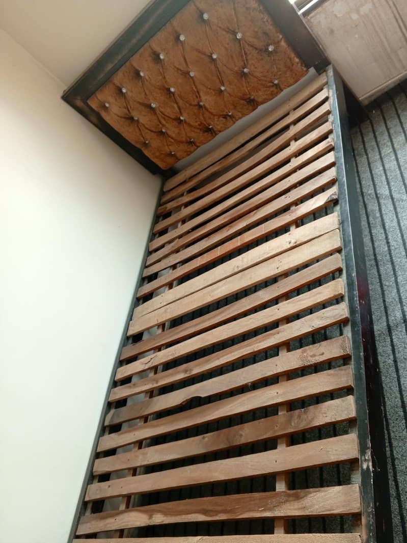 single bed 5