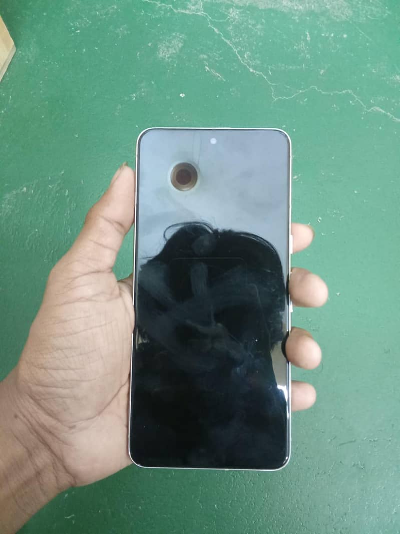 GOOGLE PIXEL 8 PRO 3