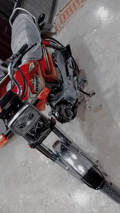 Unique 2017 Model Bike for Sale – Karachi Registered Well-maintained