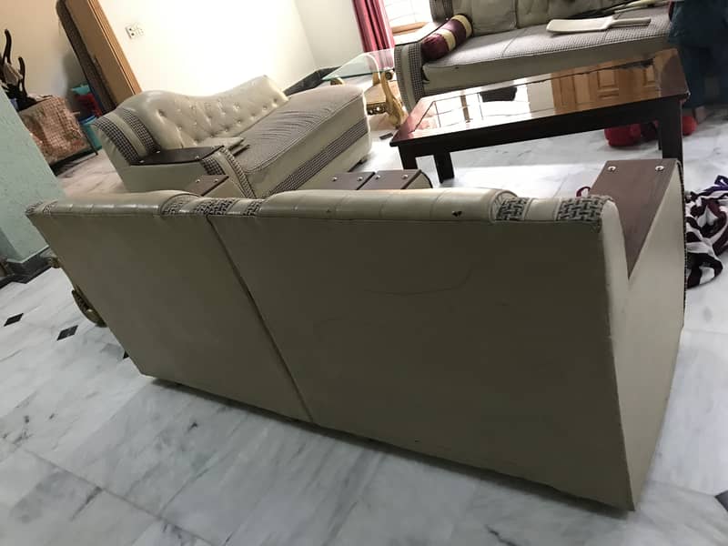 Sofa set 0