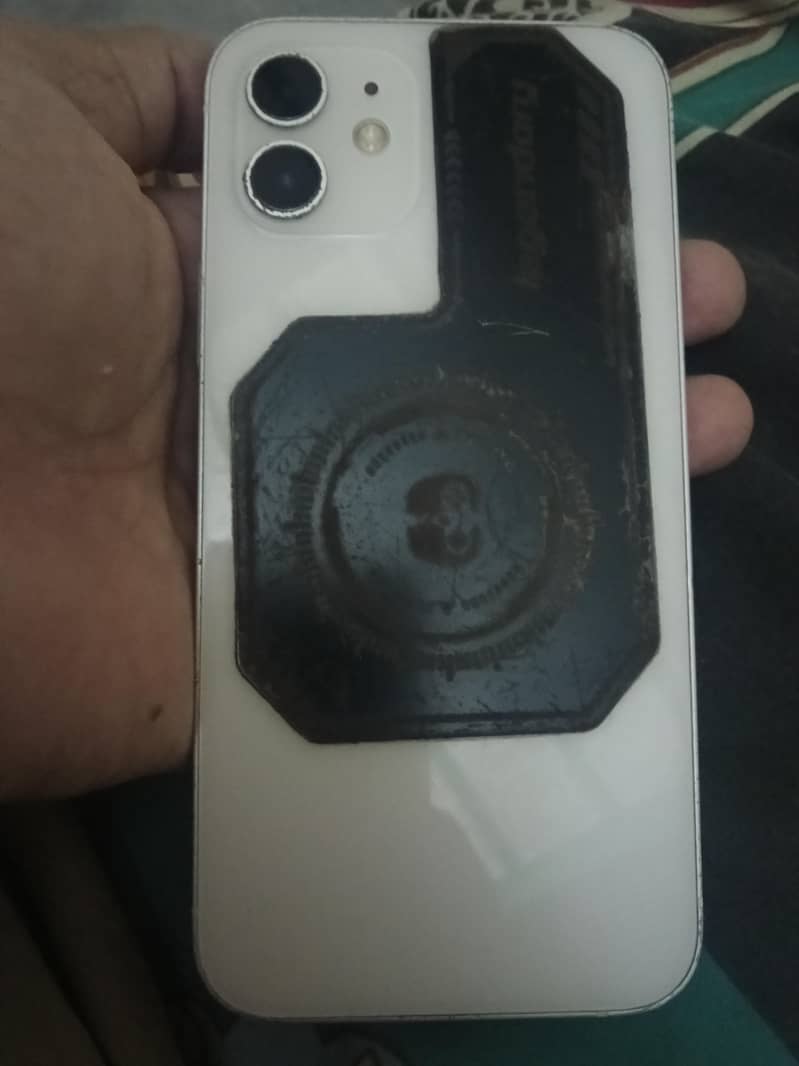 Apple iPhone 12 1