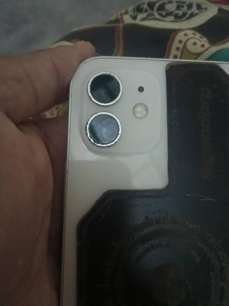 Apple iPhone 12 2