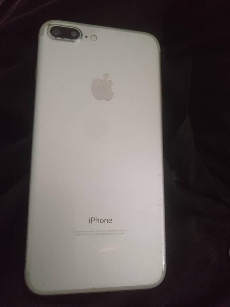 Apple iPhone 7 Plus 2