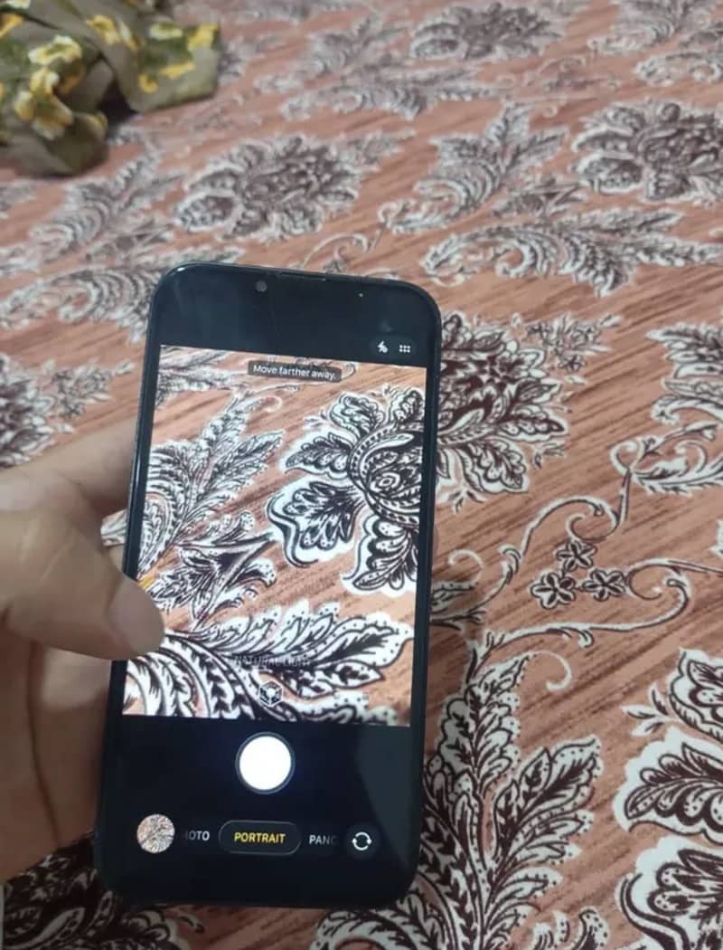 Apple iPhone 13 0