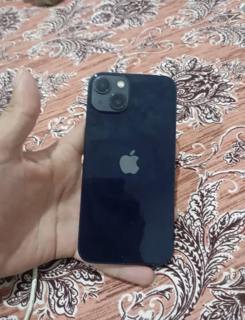 Apple iPhone 13 1