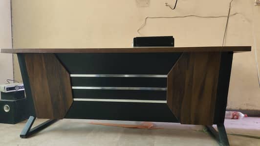office Table + Gaming Chair – 45K Final