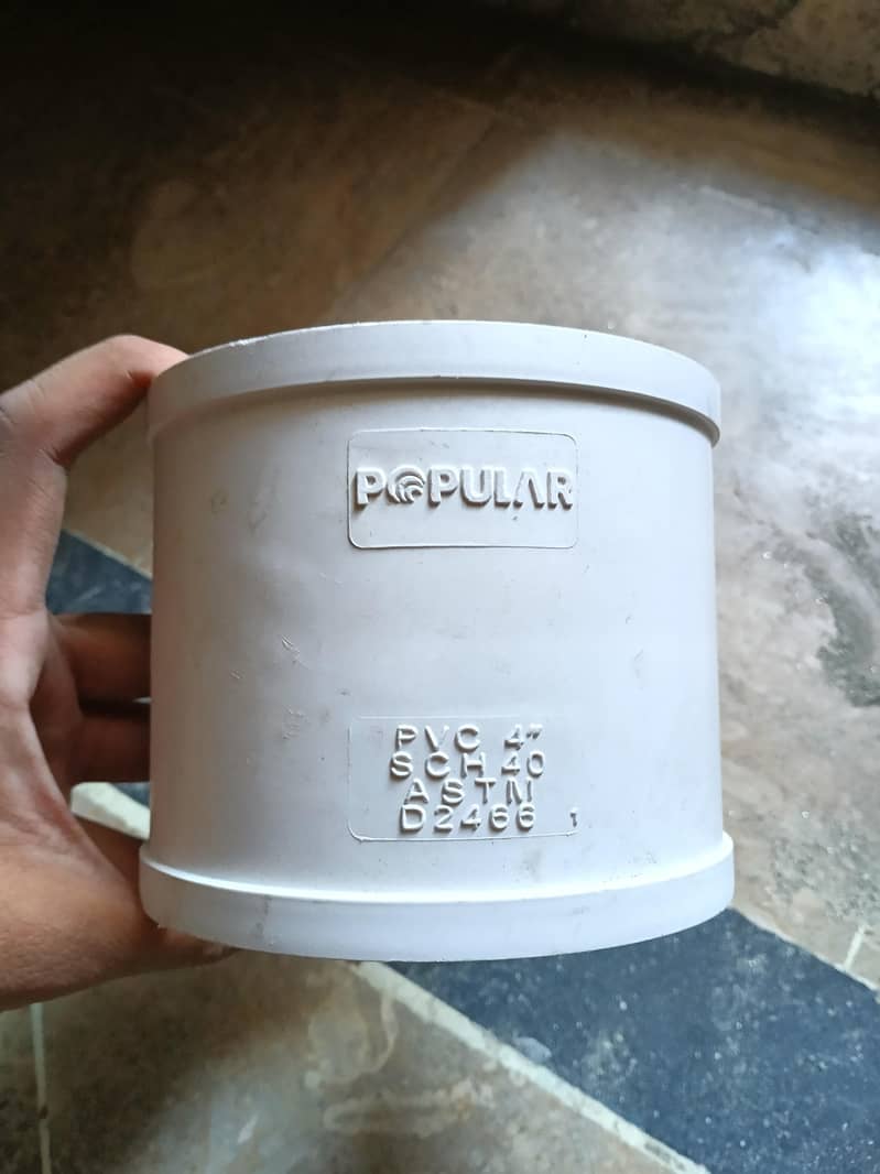 4-inch PVC Schedule 40 coupling (socket) 0