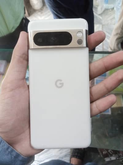 Google Pixel 8 Pro