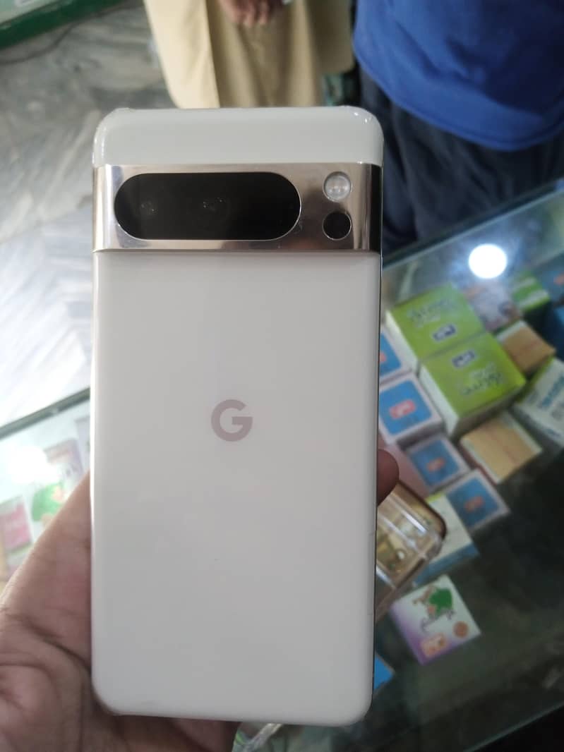 Google Pixel 8 Pro 5