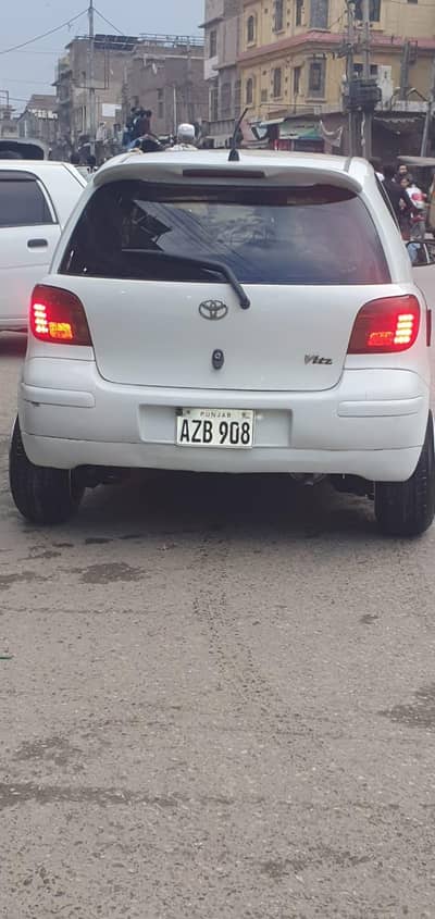 Toyota Vitz 2003