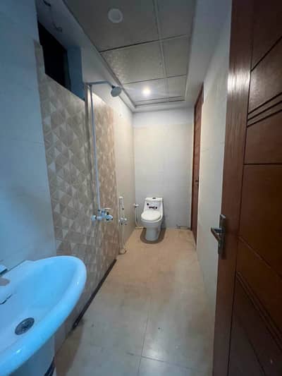 Commercial Use Bungalow Available On RENT Shah Faisal