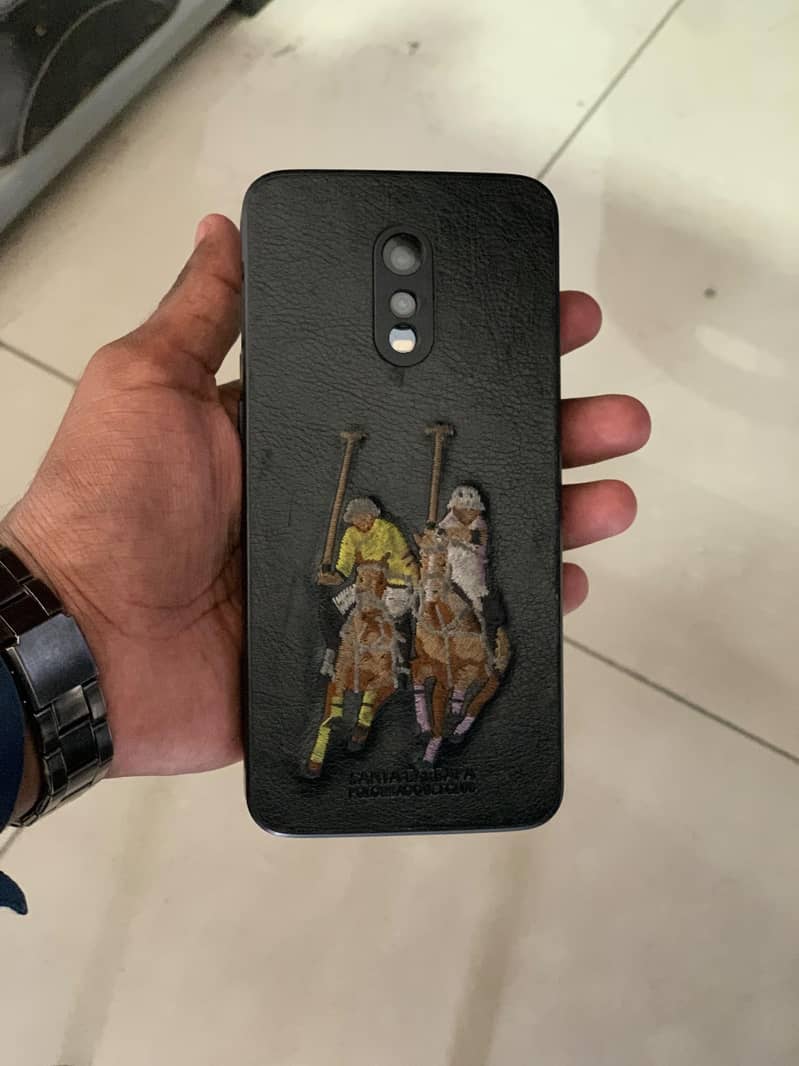 One Plus 6T 1