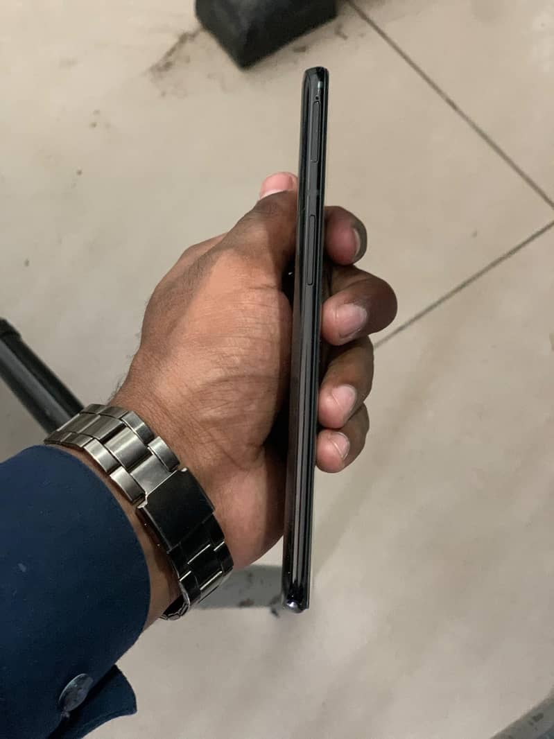 One Plus 6T 4