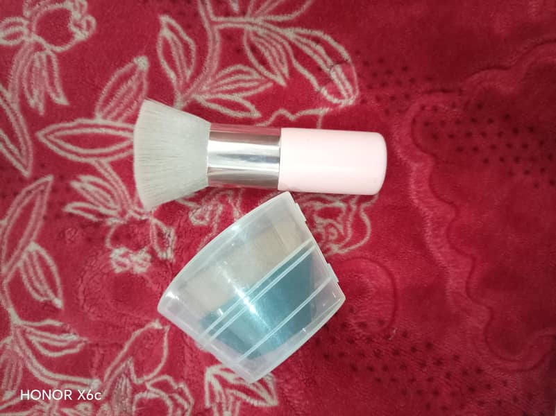 make up brushes 2