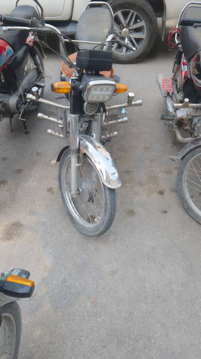 Honda CD 70 2017