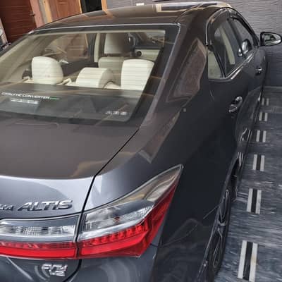 Toyota Altis Grande 2019