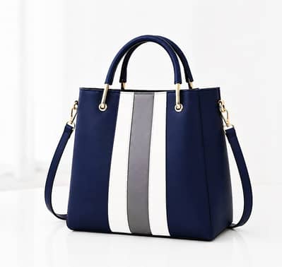 STYLISH STRIPE HANDBAG!*   *ELEVATE YOUR STYLE GAME!*