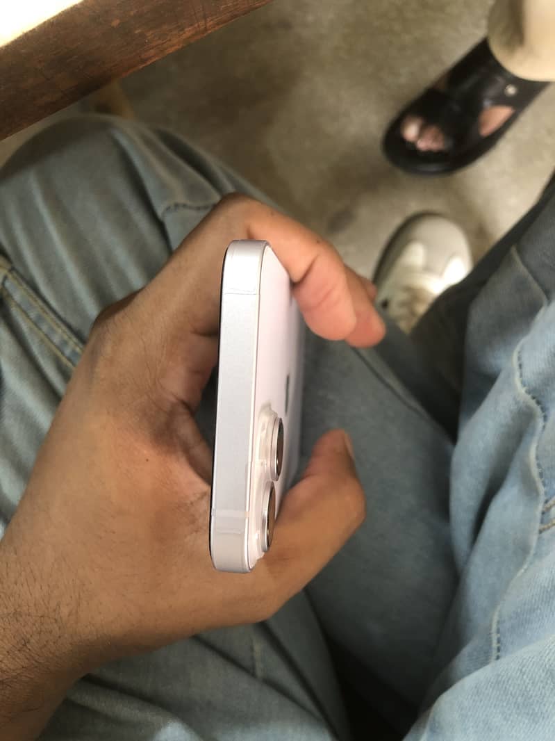 Apple iPhone 14 5