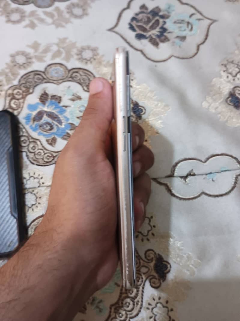 OPPO A37 2