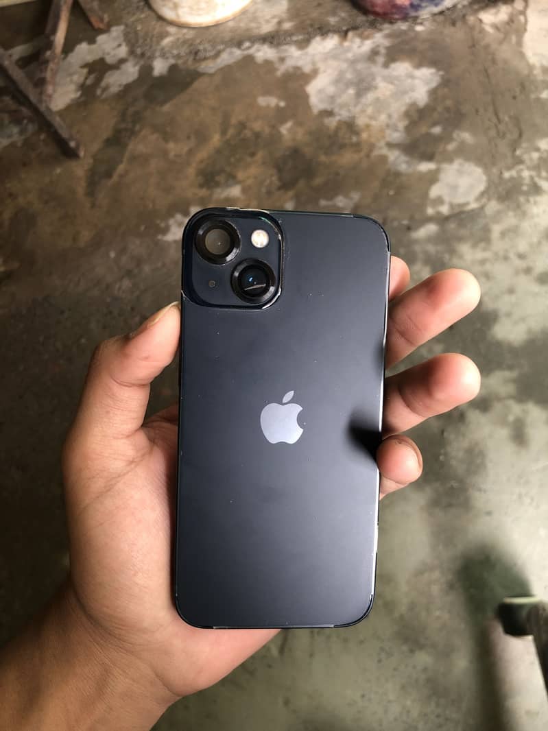 Apple iPhone 13 1