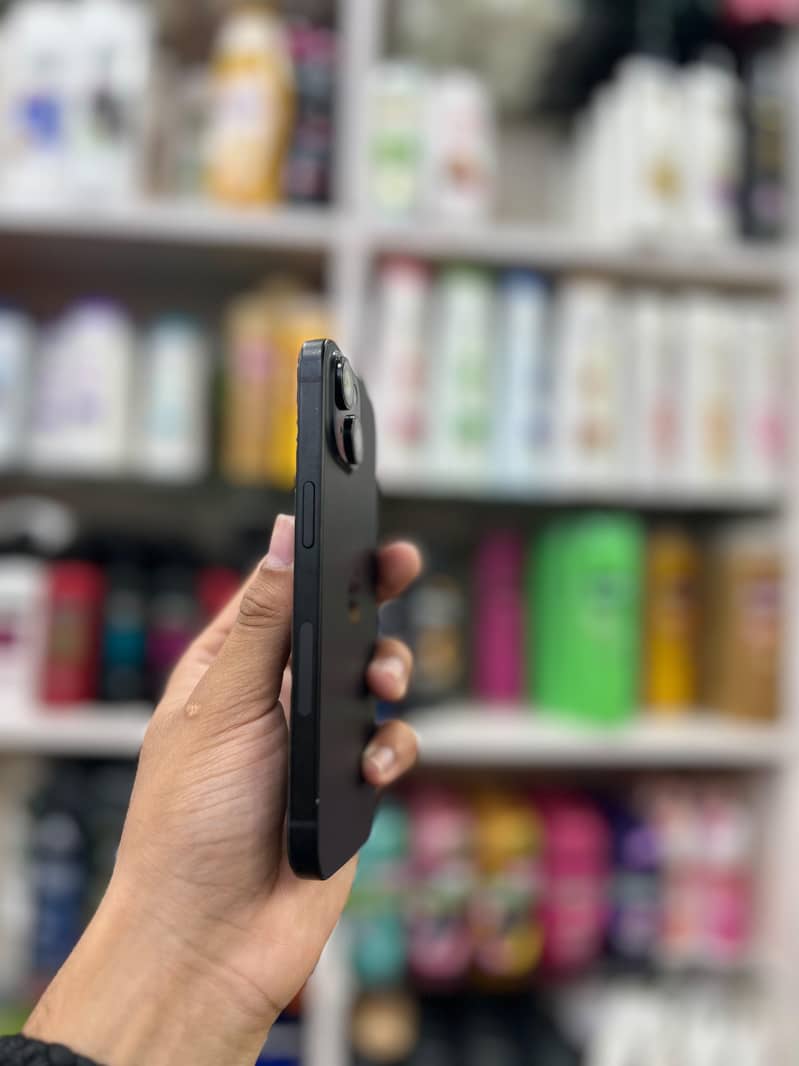 Apple iPhone 15 1