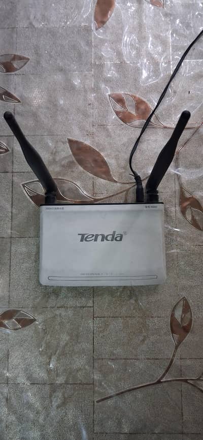 TENDA WIRELESS ROUTER
