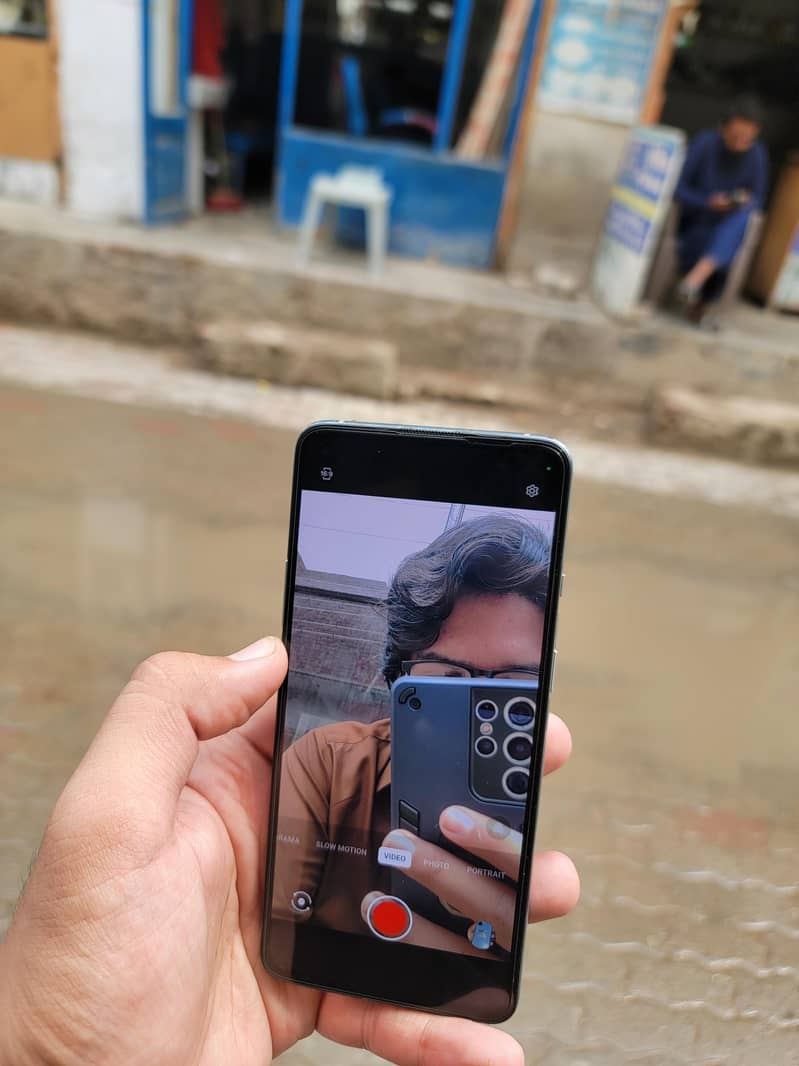 One Plus mobile 3