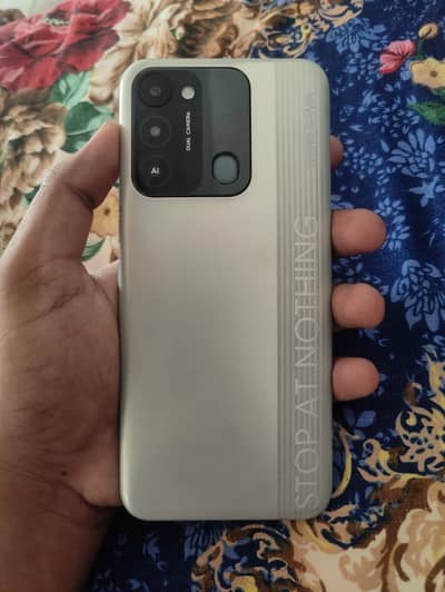 Tecno Spark 8C