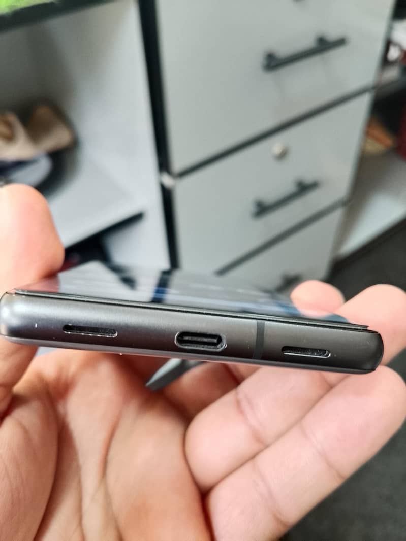 Google Pixel 7a 5