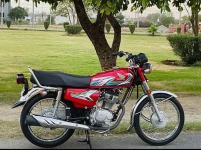 Honda 125 23 model Total guninen