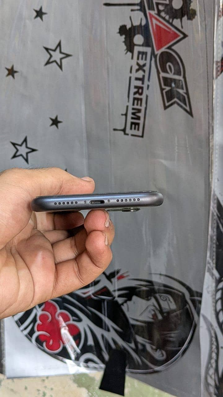 Apple iPhone 11 2