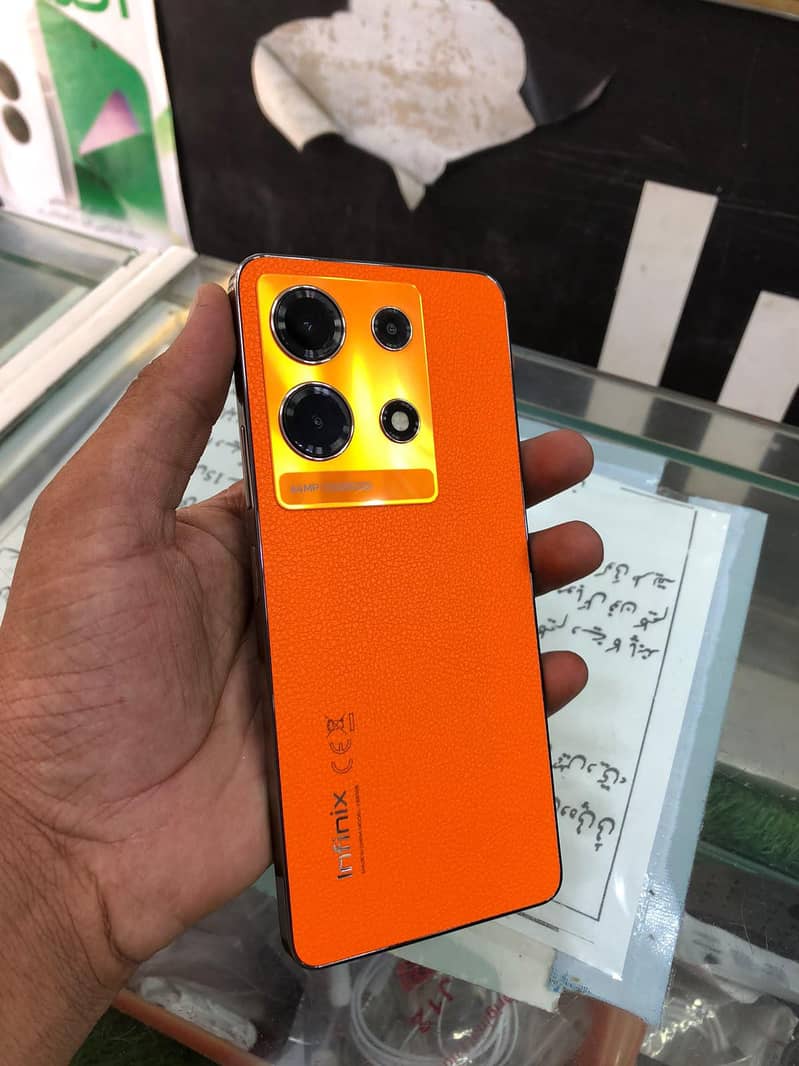 Infinix Note 30 4