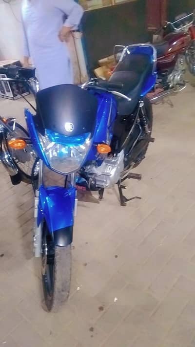 YBR 125