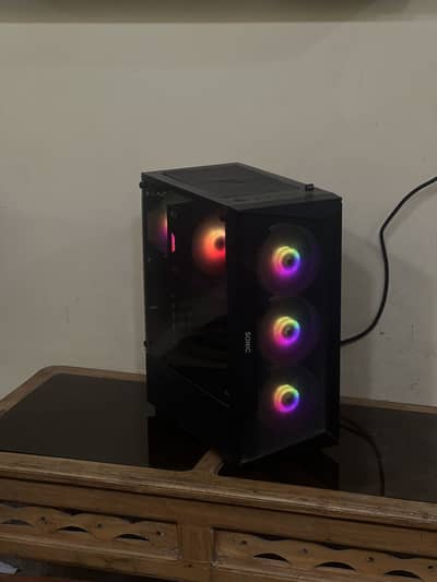 Gaming pc with unexpected gifts