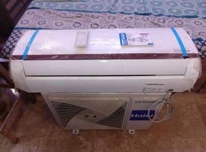 Haier 1 tan DC inverter brand new