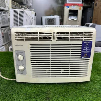 O. 5 Ton Midea inverter window Ac 110v