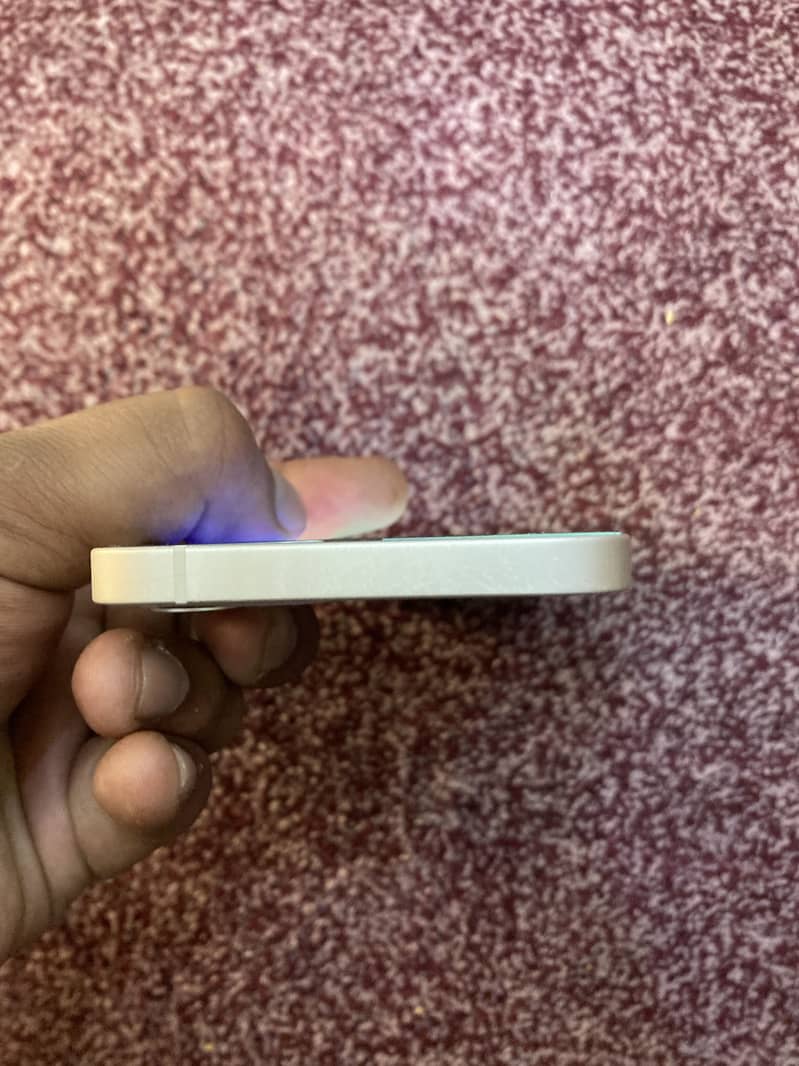 Apple iPhone 12 0