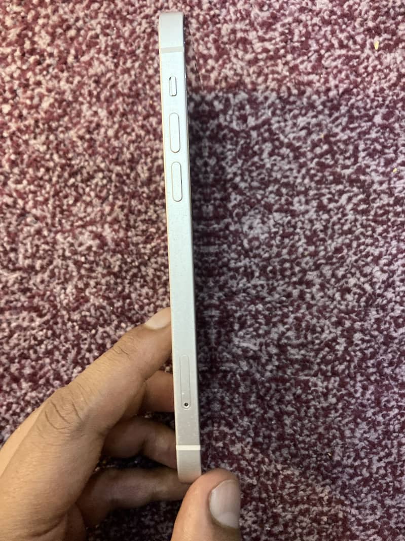 Apple iPhone 12 2